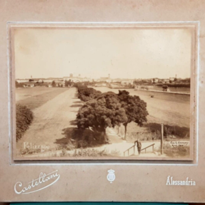 a09